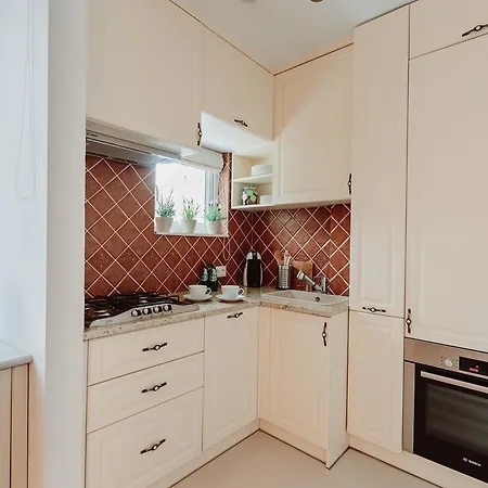 Wisniowa * ワルシャワ